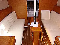 Sun Odyssey 33i - Internal image