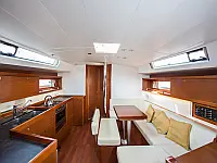 Oceanis 45 - Internal image