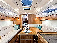 Bavaria Cruiser 37 - Internal image