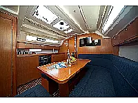 Bavaria Cruiser 41 - Internal image