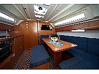 Bavaria Cruiser 41 - Internal image