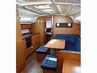 Bavaria Cruiser 41 - Internal image