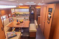 Dufour 530  - Internal image