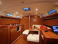 Beneteau Cyclades 43.4 - Internal image