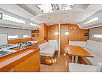 Sun Odyssey 410 - Internal image