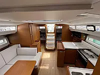 Sun Odyssey 440* - Internal image